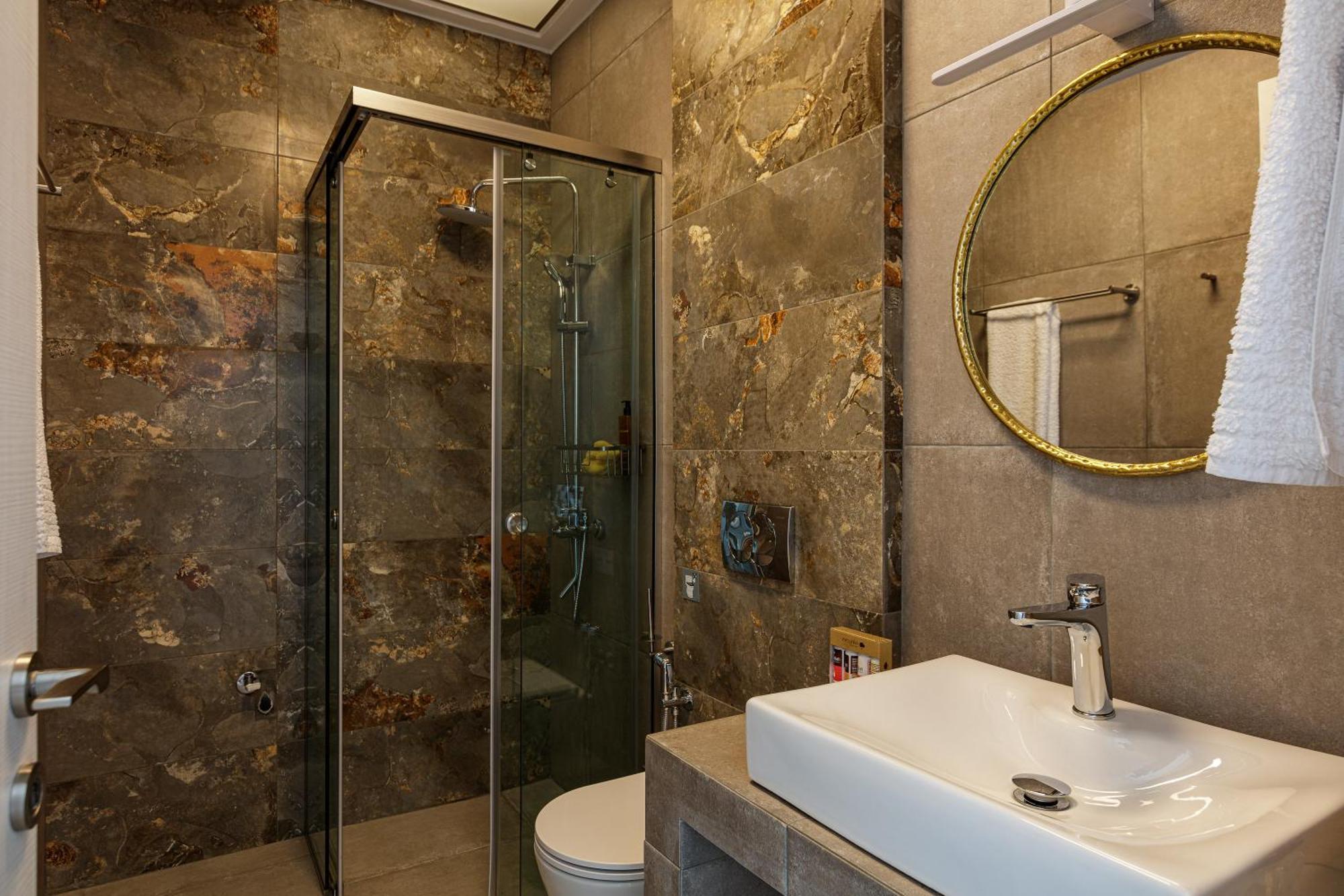 Aelia Seascape Apartments Плакиас Екстериор снимка