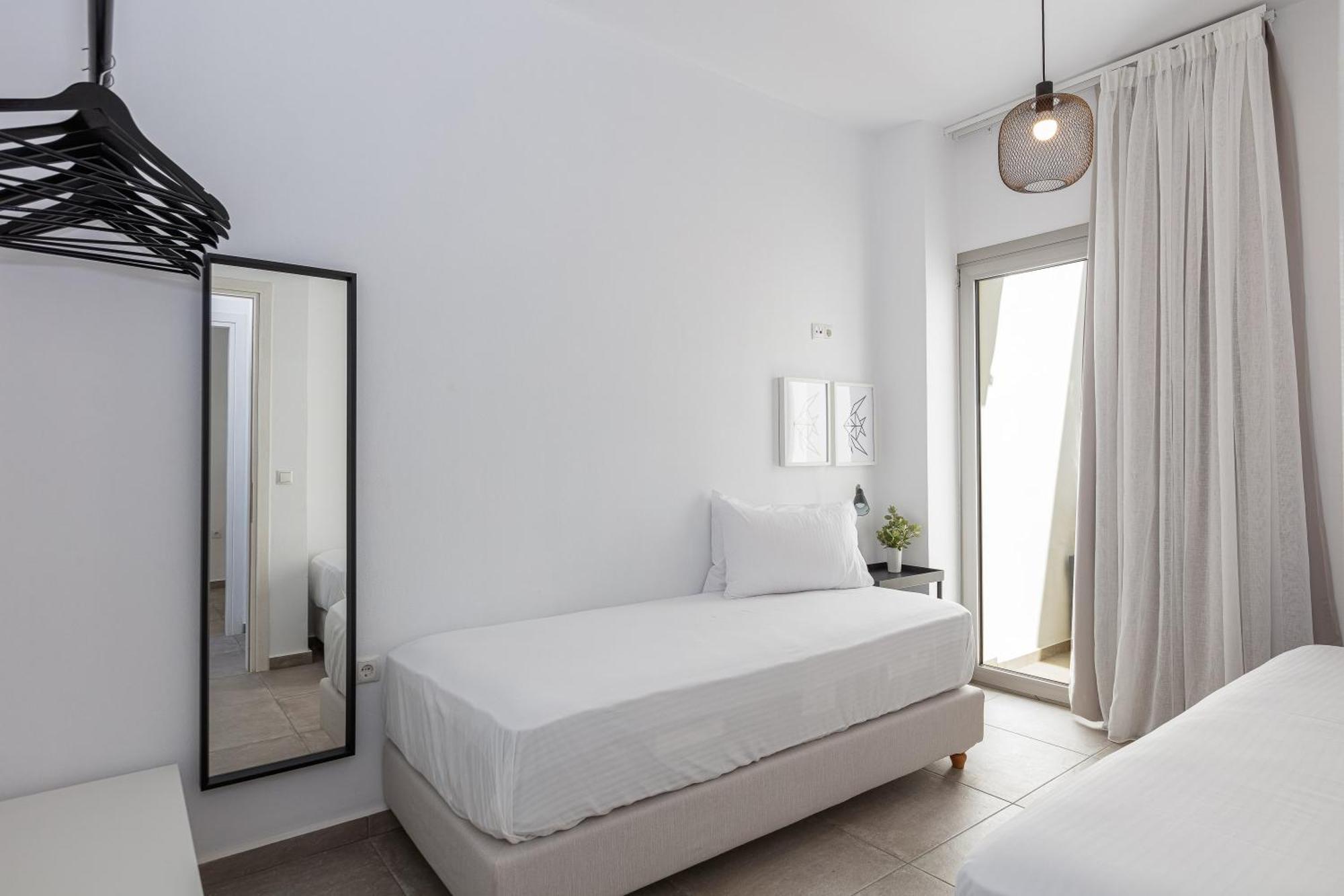 Aelia Seascape Apartments Плакиас Стая снимка