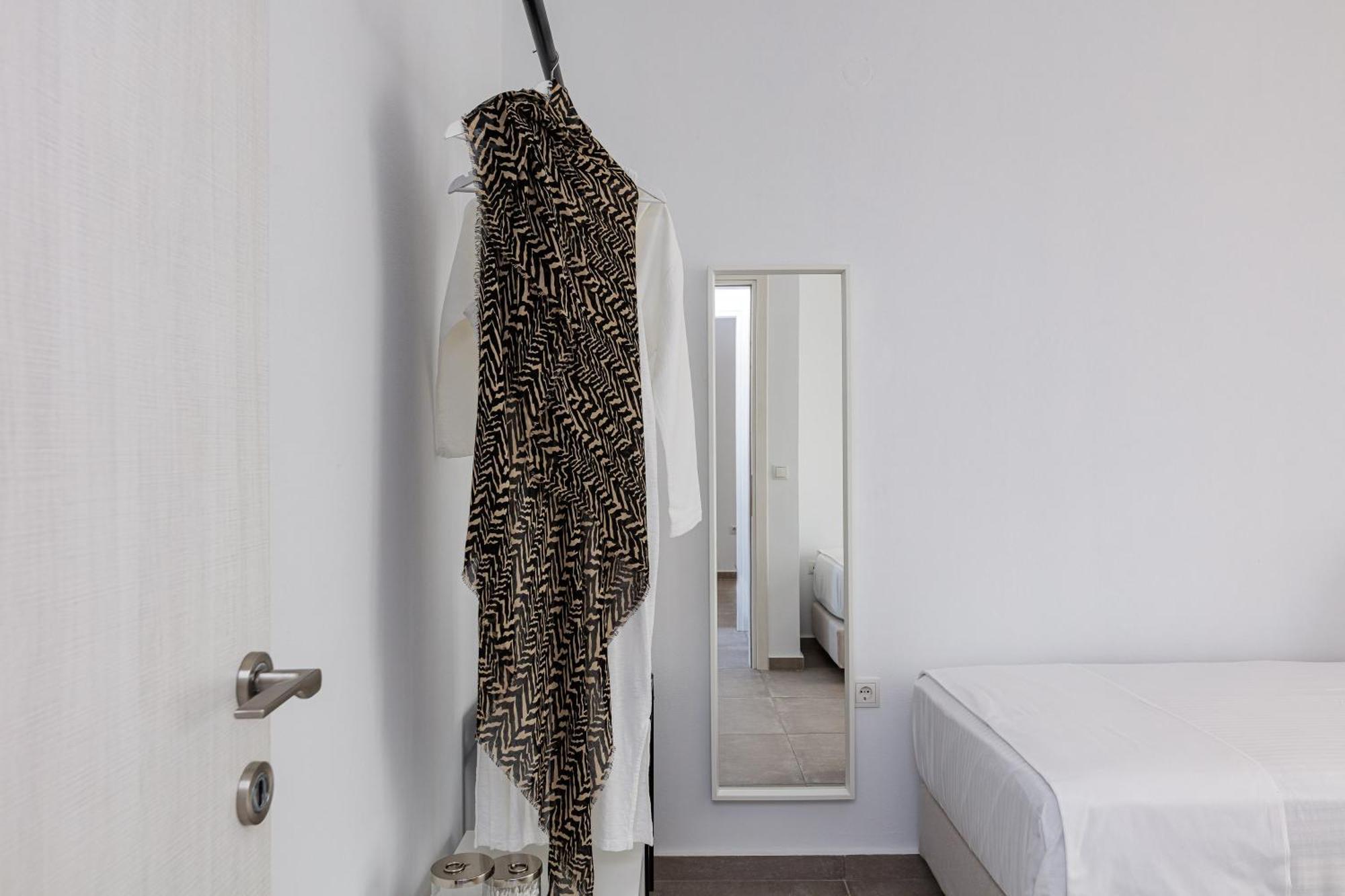Aelia Seascape Apartments Плакиас Стая снимка