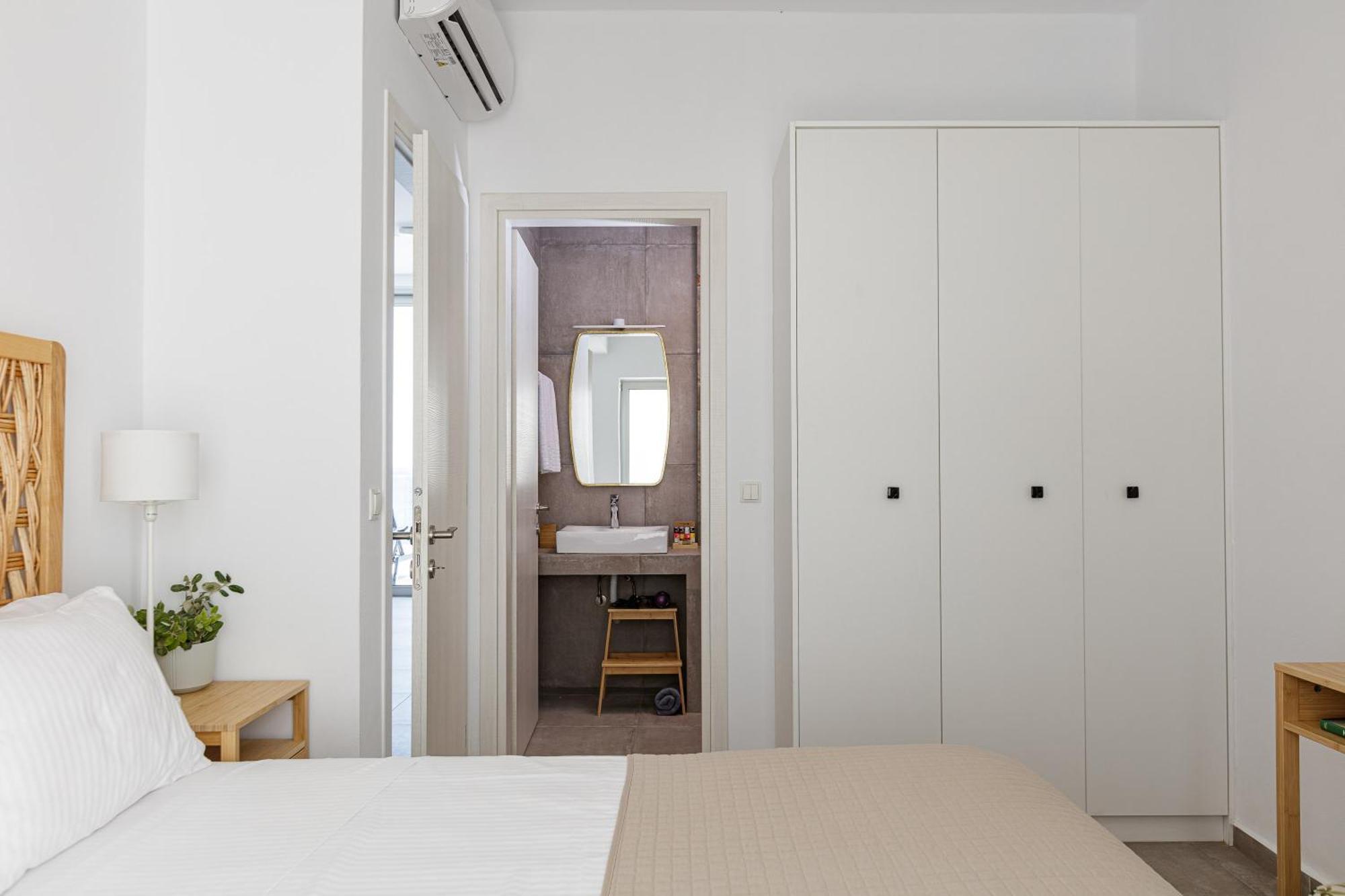 Aelia Seascape Apartments Плакиас Стая снимка